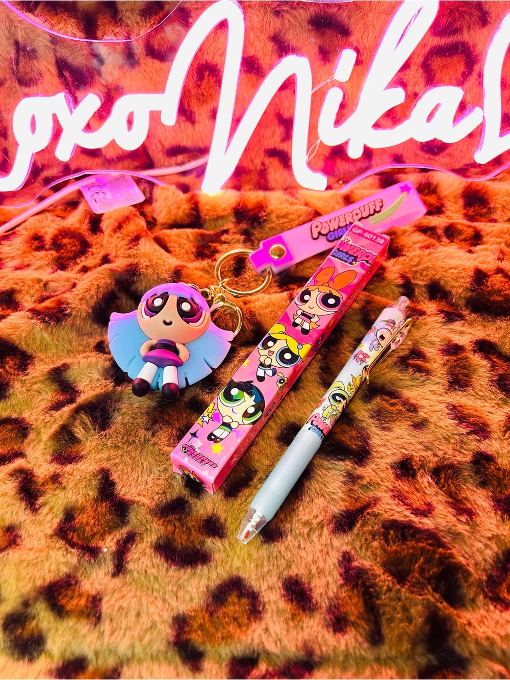🎀 2PC Powerpuff Girls Keychain/Pen Bundle 🎀